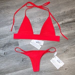 Frankies Bikinis Winnie Top x Willa Bottom